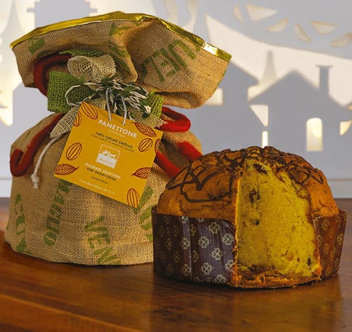 Itališkas pyragas su  apelsinais ir 100 % kakavos juodojo šokolado gabalėliais